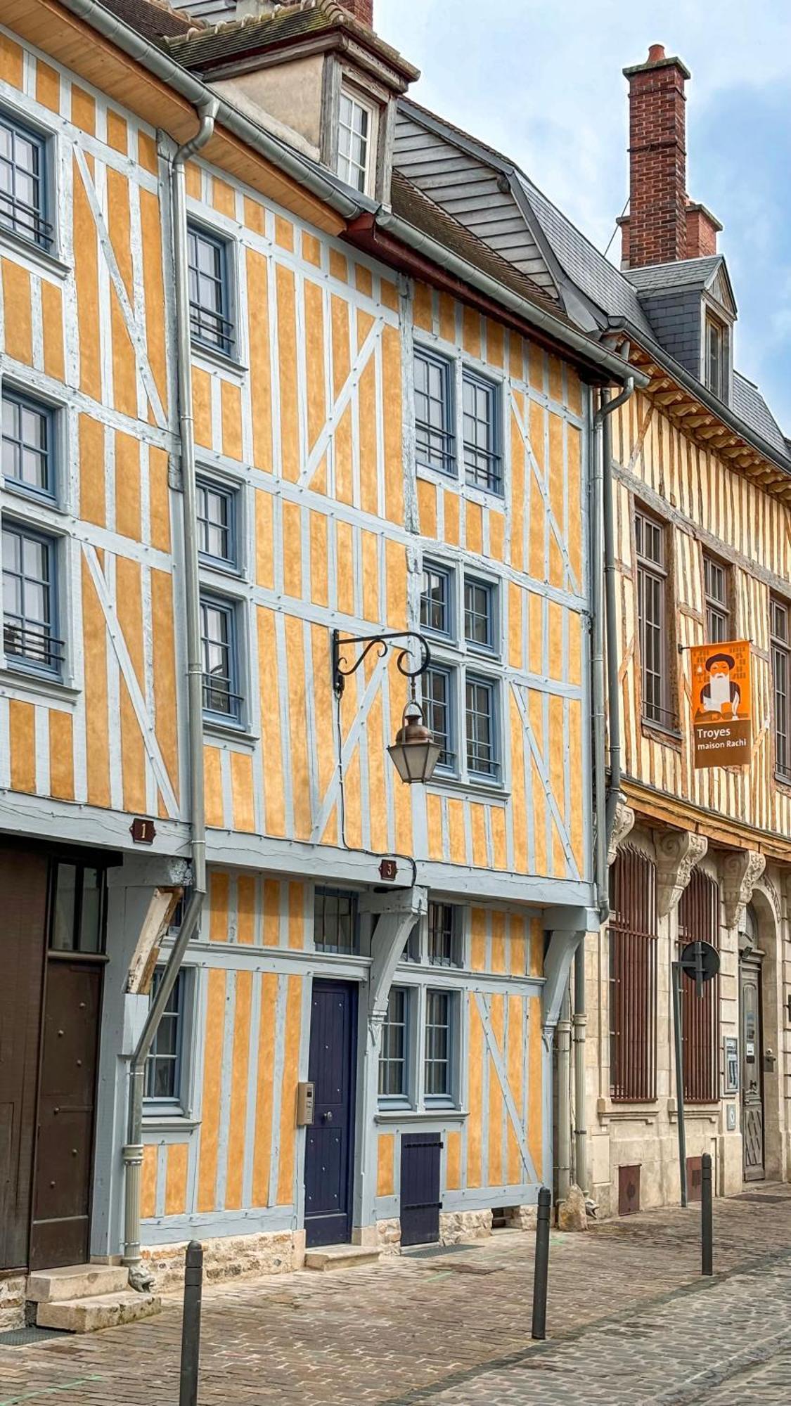 Ferienwohnung Le Loft Brunneval - Refuge Arty Du Xvie Siecle Troyes Exterior foto